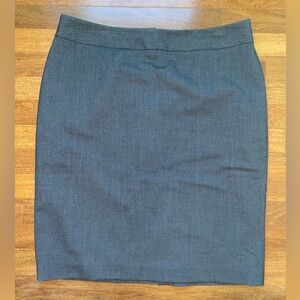 Jones New York, gray stretch pencil skirt